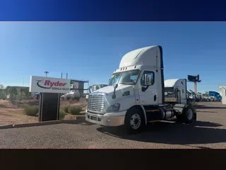 2017 FREIGHTLINER/MERCEDES CASCADIA 113