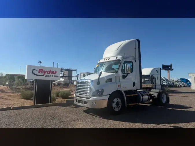 2017 FREIGHTLINER/MERCEDES CASCADIA 113f023edc56bf325050bdb68e6f12a49b4