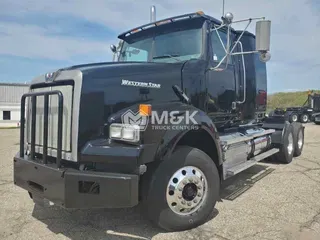 2011 WESTERN STAR 4900