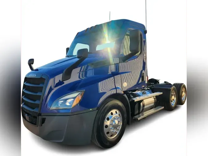 2021 Freightliner Cascadiaf026dddb7e74d0dc7dd7cd0eaea7e43f
