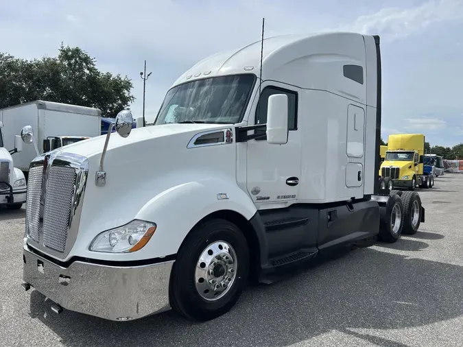 2021 Kenworth T680
