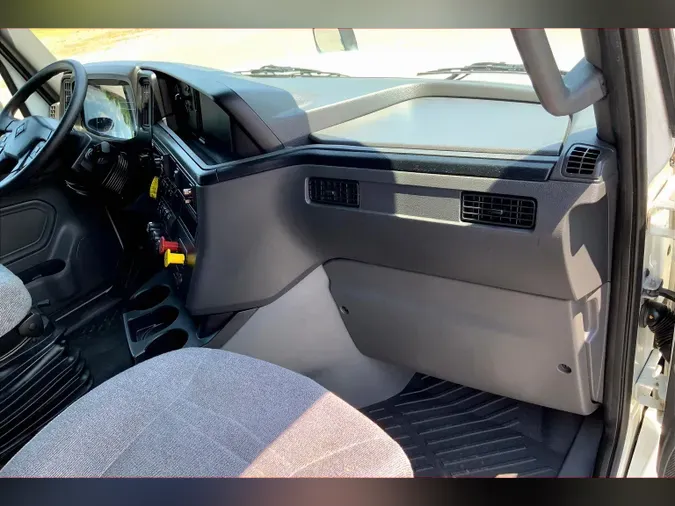 2021 INT LT625 6x4
