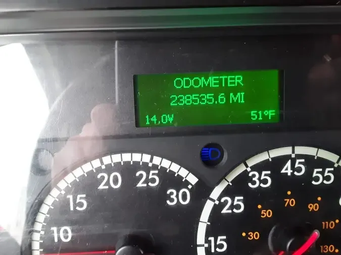 2017 FREIGHTLINER M2 106
