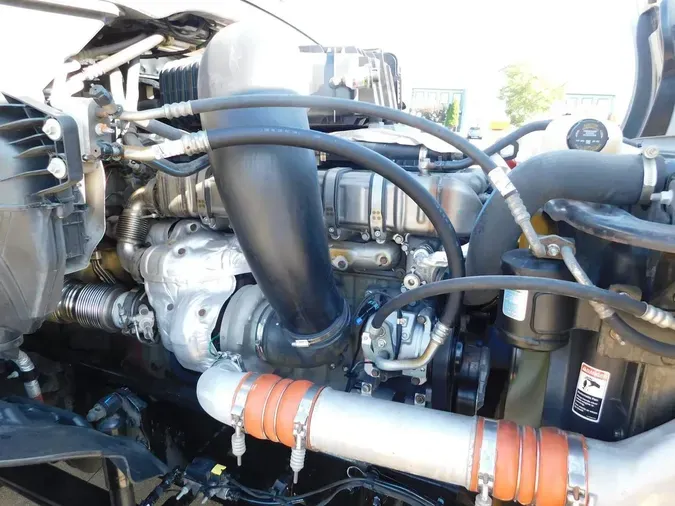 2020 Freightliner New Cascadia 126