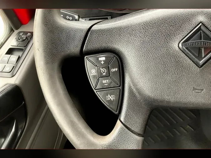 2021 INT LT625 6x4
