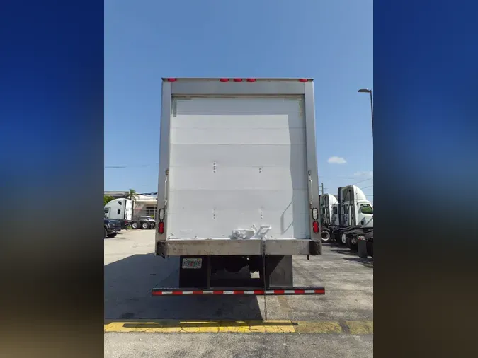 2019 FREIGHTLINER M2 106
