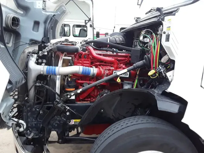 2019 VOLVO VNL64T-300f02ccacdf548e32b3b5275ad3511cf19