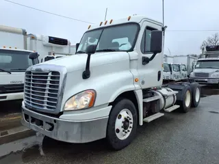 2018 FREIGHTLINER/MERCEDES CASCADIA 125