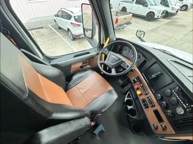 2022 Freightliner PT126SLP