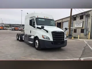 2020 Freightliner Cascadia