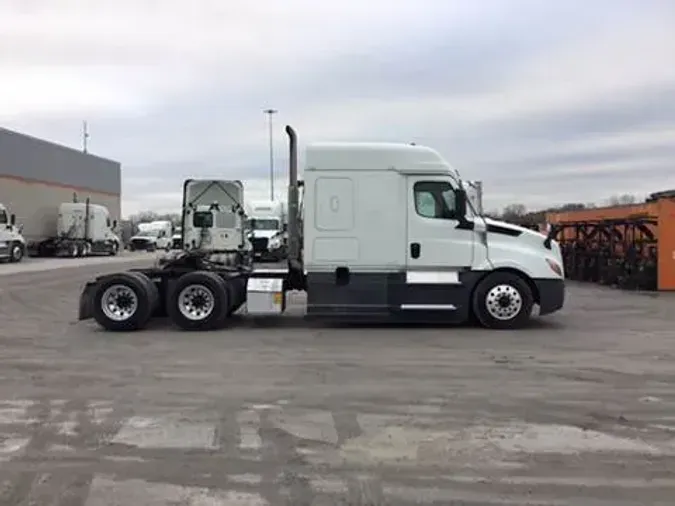 2020 Freightliner Cascadia