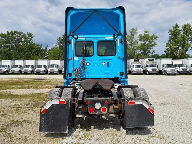 2020 FREIGHTLINER/MERCEDES NEW CASCADIA 126f0382f45347d3646a9c7d7dcb8facc06