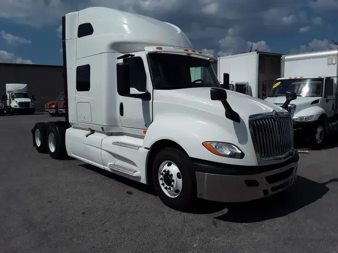 2020 NAVISTAR INTERNATIONAL LT625 SLPR CAB