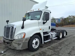 2019 FREIGHTLINER/MERCEDES CASCADIA 125