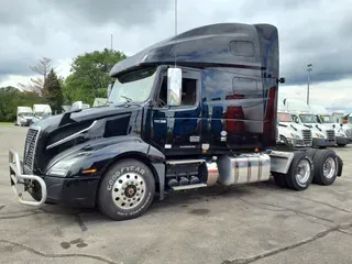 2019 VOLVO VNL64T-760