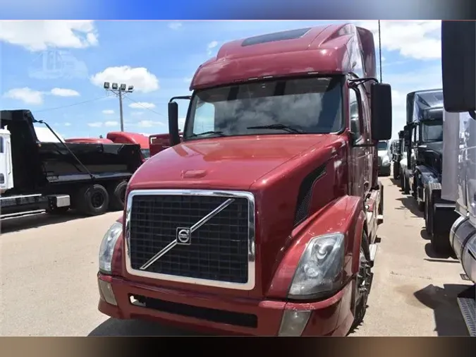 2006 VOLVO VNL64T670