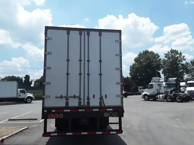 2021 FREIGHTLINER/MERCEDES M2 106