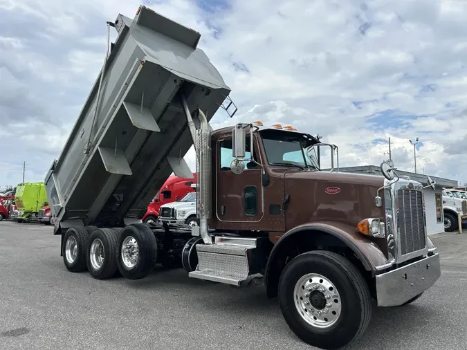 2020 Peterbilt 365