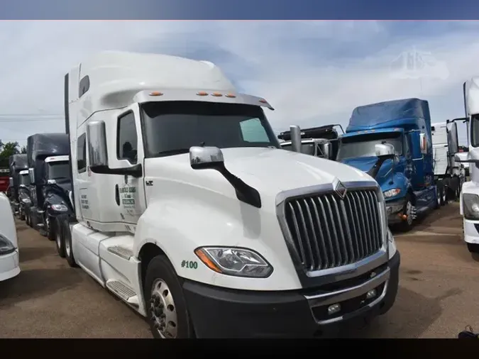 2021 INTERNATIONAL LT