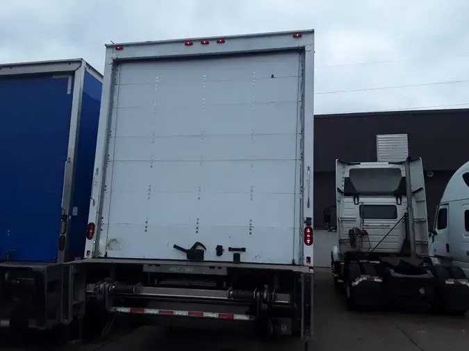 2018 FREIGHTLINER/MERCEDES M2 106