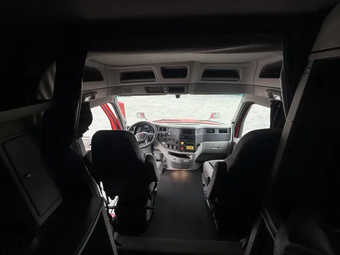 2021 Peterbilt 579f060b2ba40db4bdff985b2bdb2a85fd4