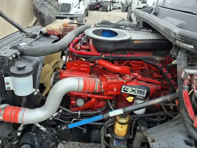 2019 NAVISTAR INTERNATIONAL LT625 SLPR CAB