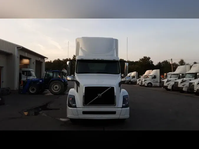 2018 Volvo VNL300