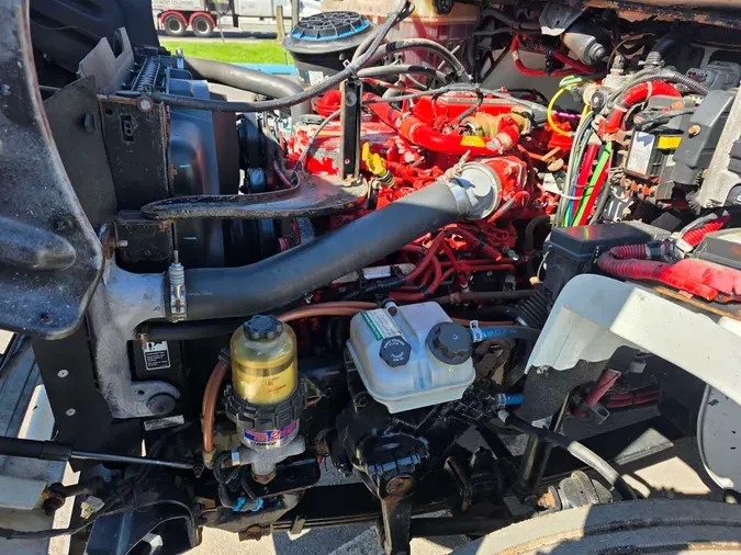 2019 FREIGHTLINER/MERCEDES M2 106