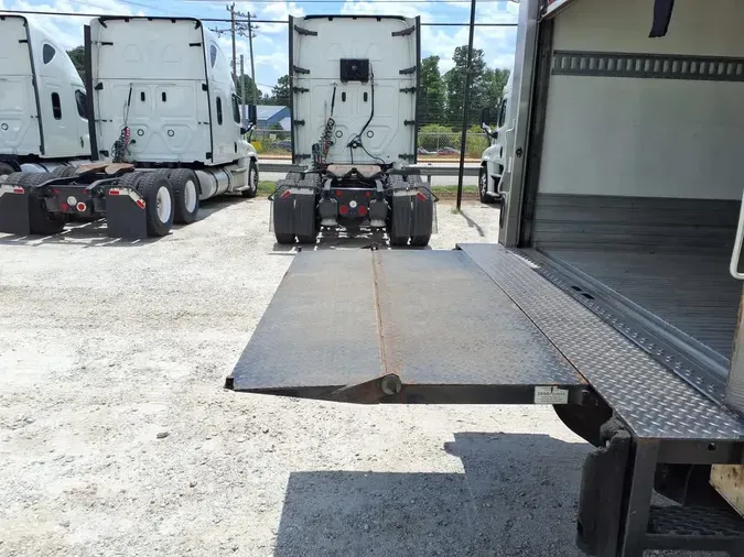 2018 ISUZU NPR