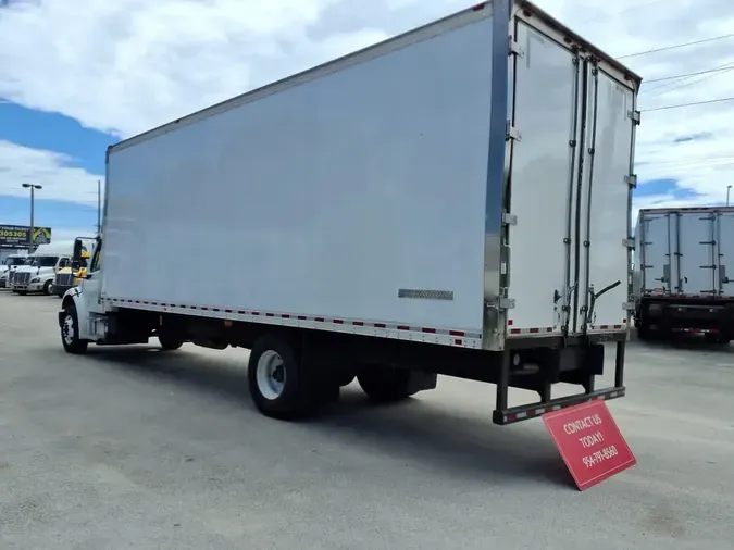 2017 FREIGHTLINER M2 106