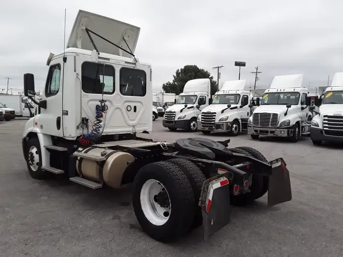 2018 FREIGHTLINER CASCADIA 113