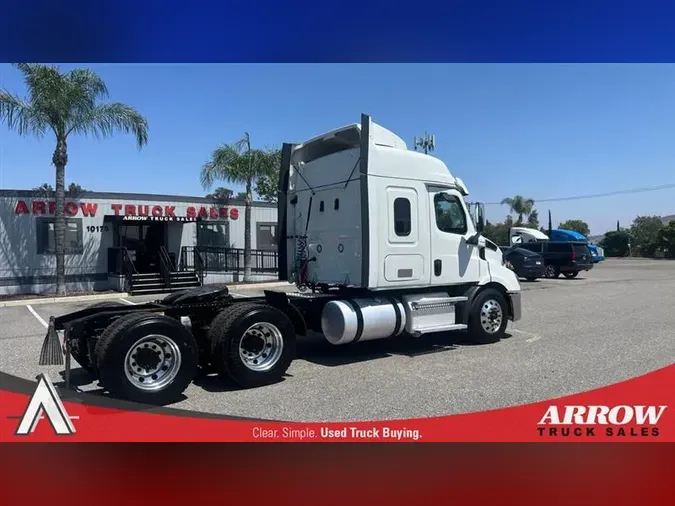2020 FREIGHTLINER CA116
