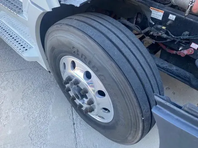 2020 Freightliner Cascadia