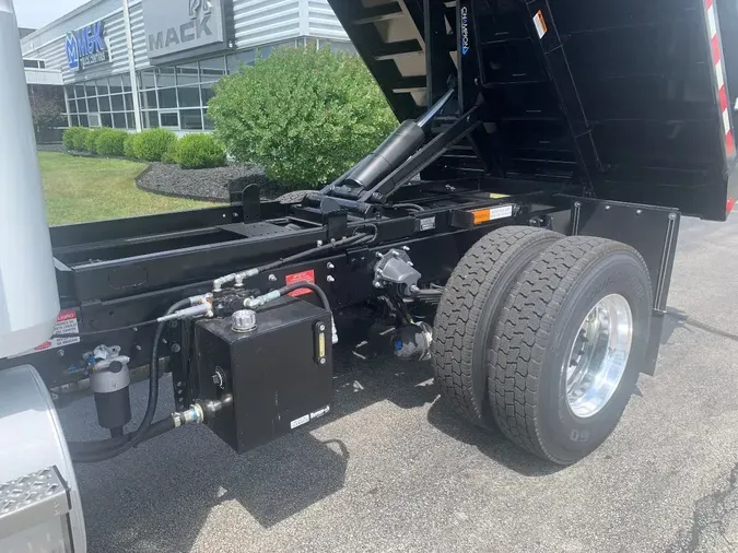 2026 MACK MD MD6 151 WB 11' Galionf076d87732192fd57ee57fabe3ac6116