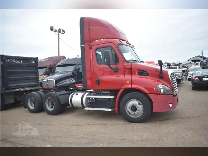 2016 FREIGHTLINER CASCADIA 113f079665ff63eb0a81f393f626e38788a