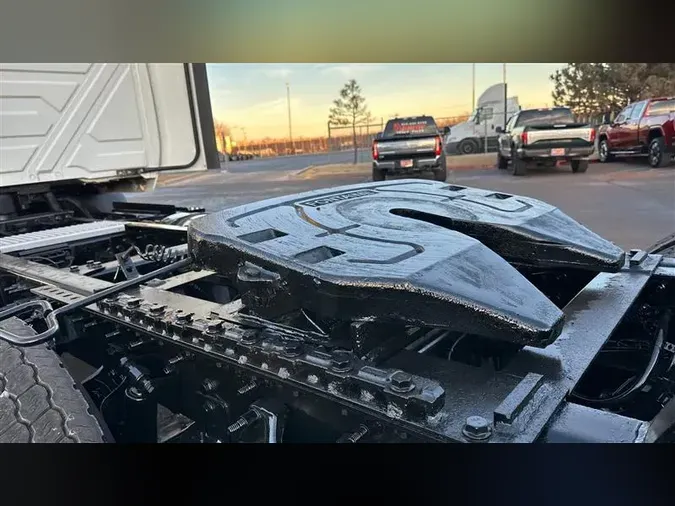 2020 INTERNATIONAL RH613