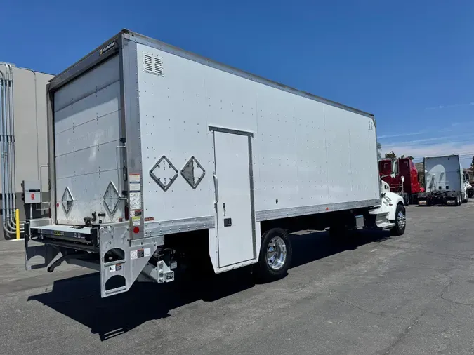 2020 Peterbilt 337