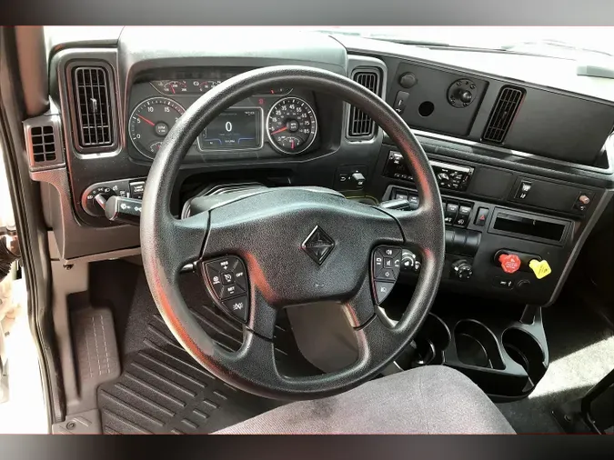 2021 INT LT625 6x4