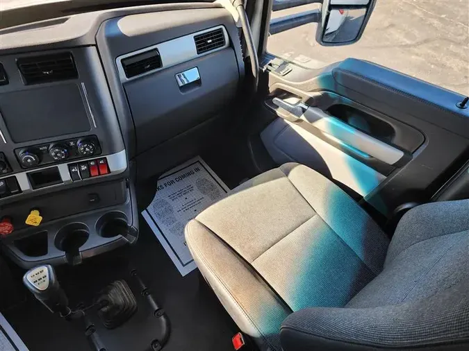 2023 KENWORTH T680