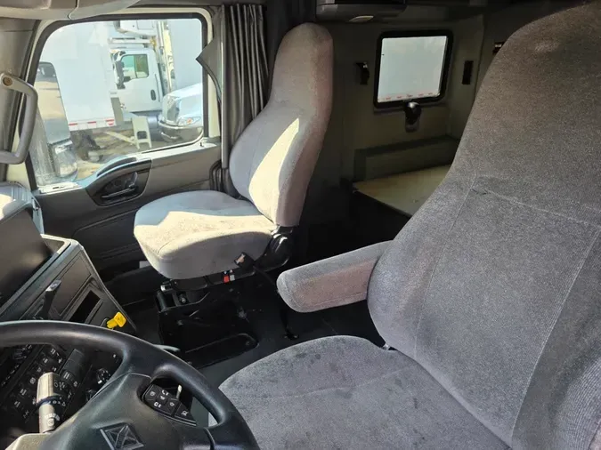 2020 NAVISTAR INTERNATIONAL LT625 SLPR CAB