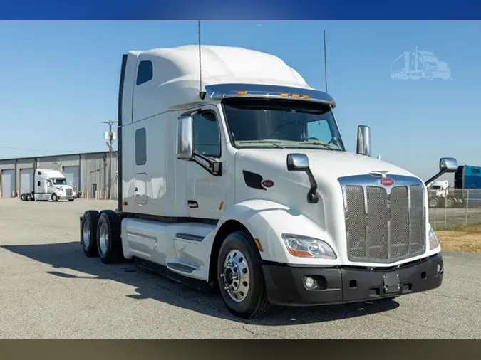 2022 PETERBILT 579