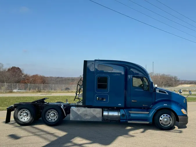 2021 KENWORTH T680