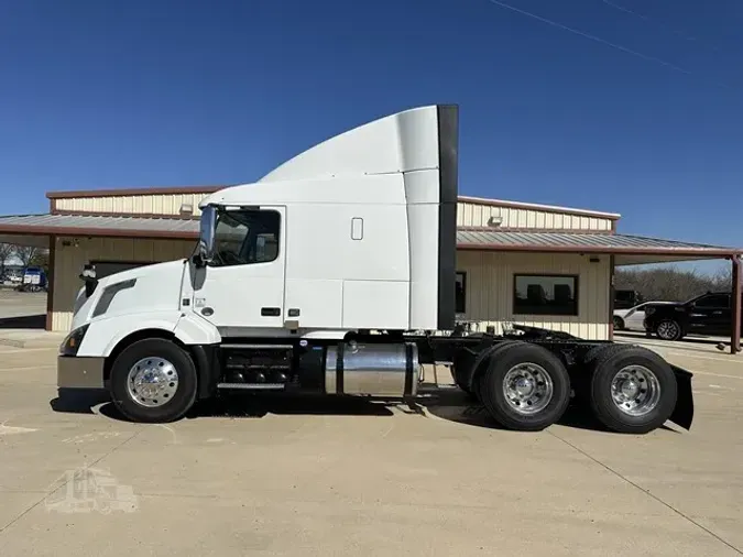 2018 VOLVO VNL64T630