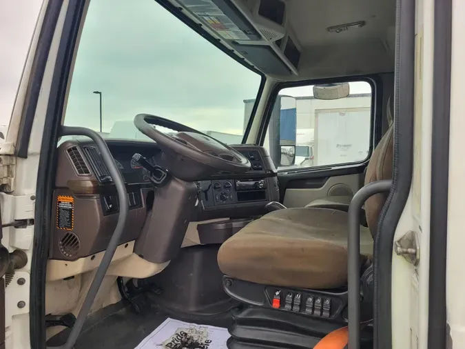 2016 VOLVO VNL42TRACTOR