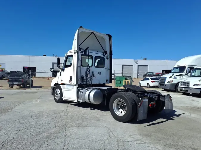 2022 FREIGHTLINER/MERCEDES CASCADIA PX11642ST