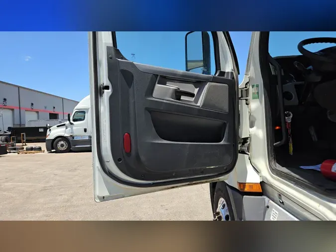 2020 Freightliner Cascadia