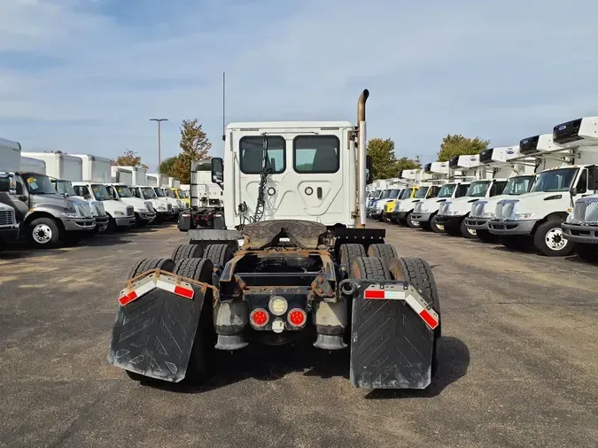 2018 FREIGHTLINER/MERCEDES CASCADIA 113