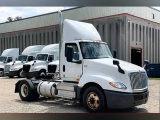 2021 INT LT625 4x2