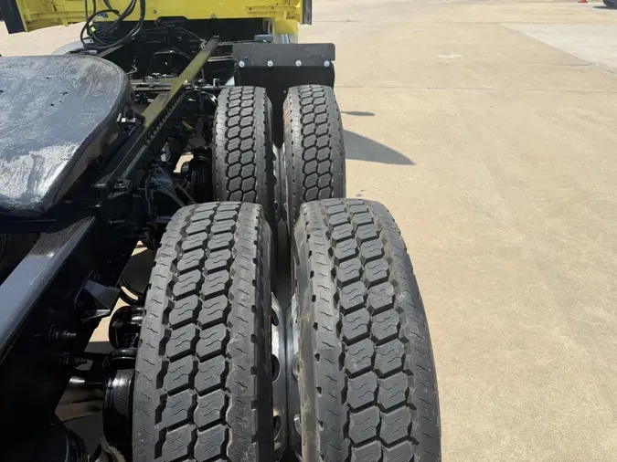 2021 Peterbilt 579f09402e894432615d17b28bd71117d21