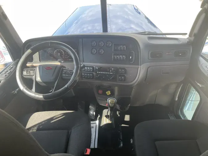 2024 Peterbilt 389